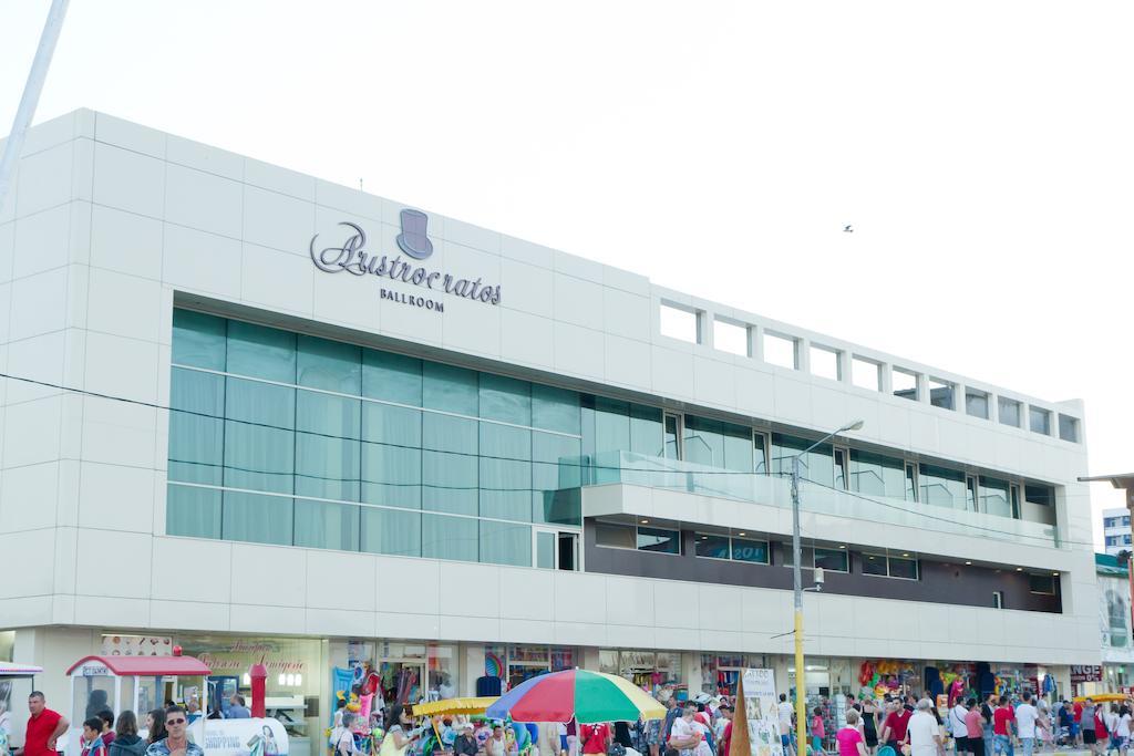 Hotel Complex Aristrocratos Mamaia Esterno foto